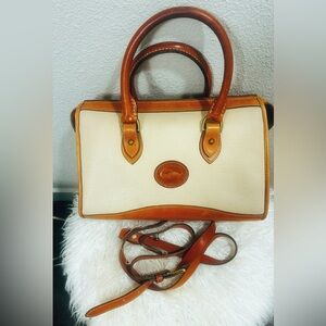 Elegant Rare Dooney and Bourke Cream Brown Handbag with Crossbody